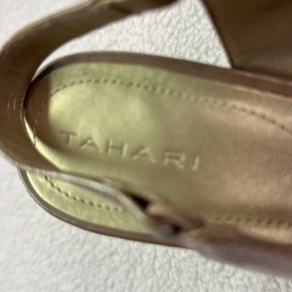 Tahari Lacey Open Toe Strap Back 4” Stiletto Heels Preowned Size 9 - Picture 5 of 12